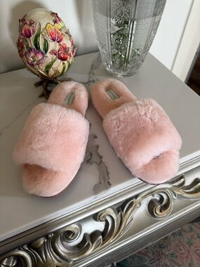 Patricia Green Plush Open-Toe Slippers - Blush Pink